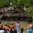 Под Воронежем со дна реки подняли неповторимый советский танк