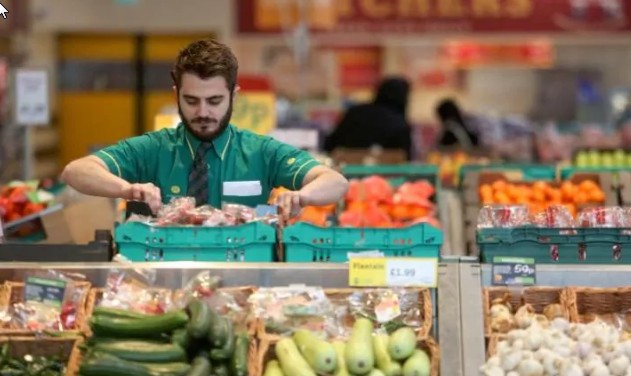 Экологи призвали супермаркеты и магазины отказаться от пластика