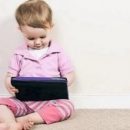 Планшеты и смартфоны тормозят развитие речи у детей