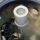 Создано устройство, очищающее одежду без помощи моющих средств