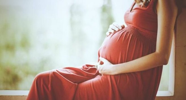 Исследование: использование мобильного телефона во время беременности не вредит мозгу плода