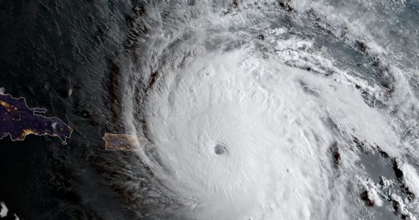 Учёные хотят перестроить планету, чтобы сократить число ураганов