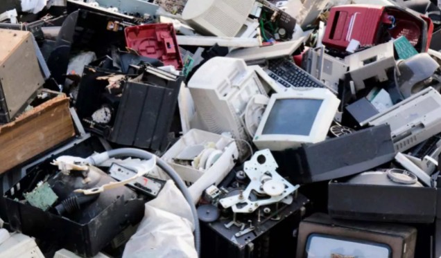 Выброшенные мобильные устройства и электронные товары — самая быстрорастущая проблема в мире