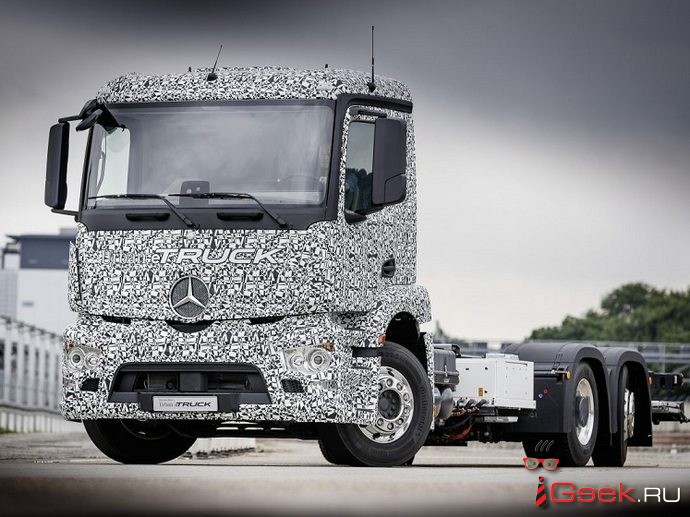 Mercedes представил электрогрузовик Mercedes представил электрогрузовик