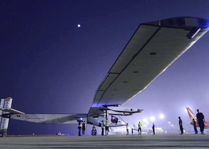 Solar Impulse 2 завершил кругосветное путешествие Solar Impulse 2 завершил кругосветное путешествие