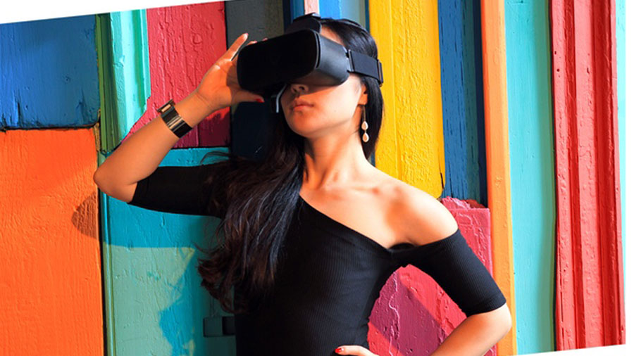 Представлена Veeso: VR-гарнитура портирования эмоций человека на виртуального персонажа