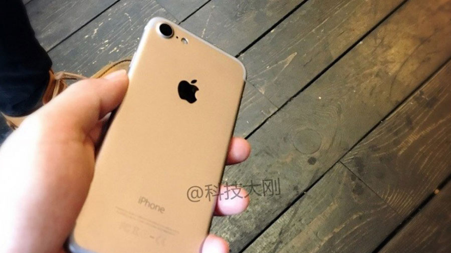 Появились изображения сразу трёх модификаций iPhone 7 Появились изображения сразу трёх модификаций iPhone 7