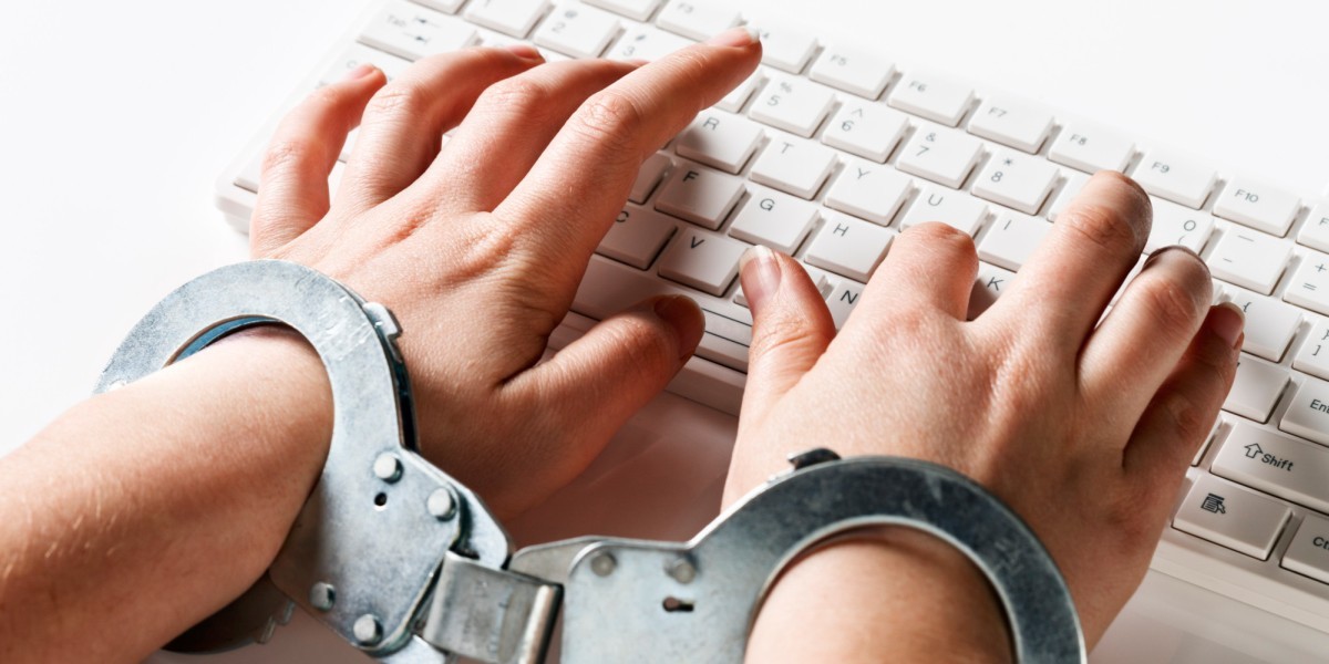 Крупнейший VPN-провайдер уходит из Российской Федерации из-за «пакета Яровой» Крупнейший VPN-провайдер уходит из Российской Федерации из-за «пакета Яровой»