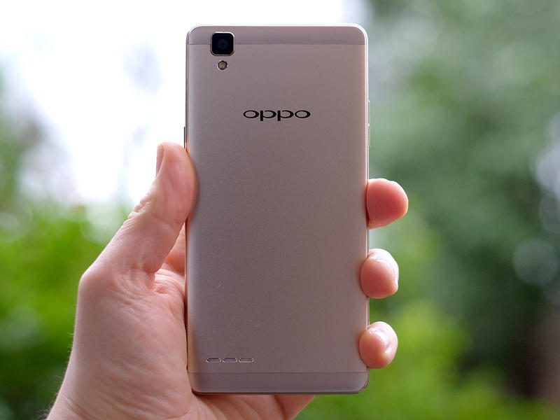 Представлен новый селфифон Oppo F1s