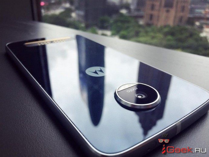 В Сети появились новые снимки Android-смартфона Moto Z Play В Сети появились новые снимки Android-смартфона Moto Z Play