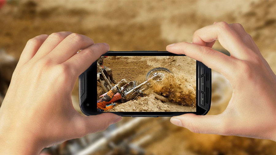Kyocera представляет: сверхпрочный смартфон с экшн-камерой Kyocera представляет: сверхпрочный смартфон с экшн-камерой