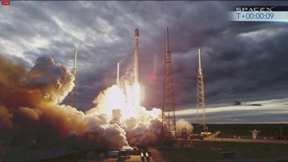 Владелец SpaceX поведал о моменте взрыва ракеты-носителя Falcon 9 Владелец SpaceX поведал о моменте взрыва ракеты-носителя Falcon 9