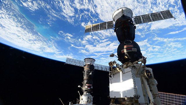 Астронавты NASA в четверг выйдут в открытый космос Астронавты NASA в четверг выйдут в открытый космос