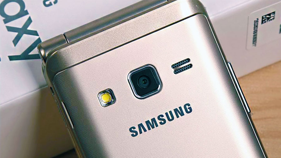Появились изображения раскладушки Samsung Folder 2