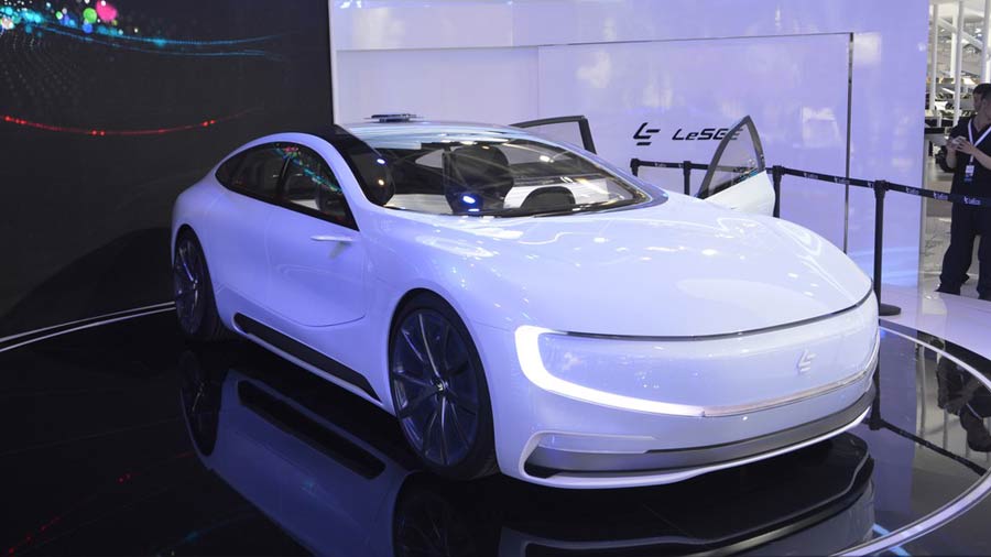 LeEco анонсировала поставки в Россию своего конкурента Tesla
