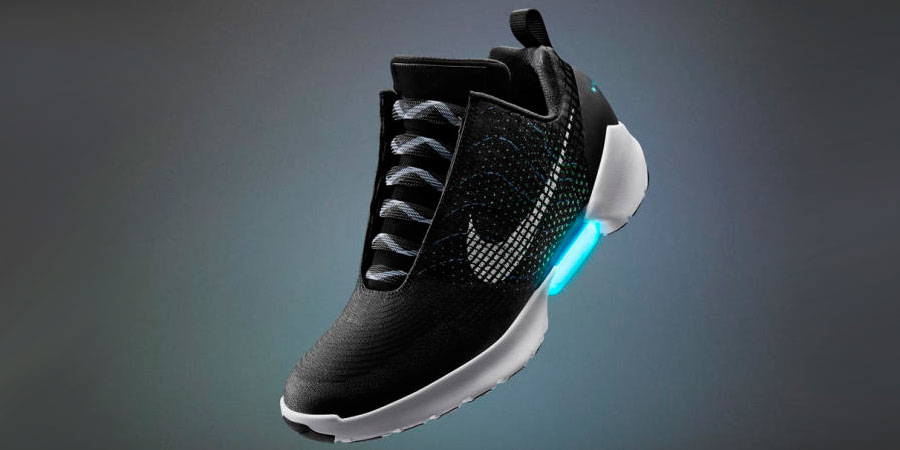 Самозашнуровывающиеся кроссовки от Nike выйдут в ноябре Самозашнуровывающиеся кроссовки от Nike выйдут в ноябре