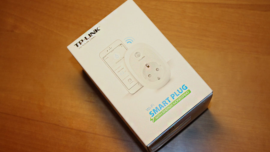 Умная розетка в доме: TP-Link HS110