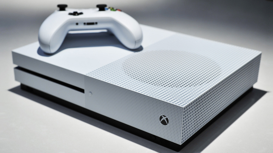Xbox One S: Microsoft объявила цену для российского рынка