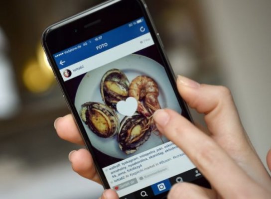Социальная сеть Instagram запустил функцию Zoom для фото и видео