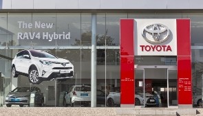 Toyota задействует искусственный интеллект для разработки экологически безопасных аккумуляторных батарей