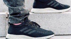 Adidas продвигает новые кроссовки Futurecraft 4D с добавлением четвертого измерения Adidas продвигает новые кроссовки Futurecraft 4D с добавлением четвертого измерения