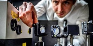 Самая быстрая камера в мире способна снимать быстротекущие молекулярные процессы Самая быстрая камера в мире способна снимать быстротекущие молекулярные процессы