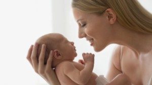 Женщины, рожающие зимой и весной, менее подвержены послеродовой депрессии Женщины, рожающие зимой и весной, менее подвержены послеродовой депрессии