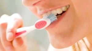 Чрезмерный уход за полостью рта может приводить к гибели полезных бактерий и вызывать диабет