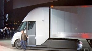 Электрические грузовики Tesla могут оказаться более экономичными, чем ожидалось