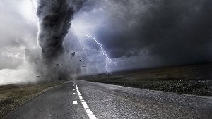 Искусственный интеллект предупреждает об урагане и помогает спасать людей