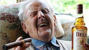 Хотите прожить дольше? У упитанных людей за 70, любящих кофе и алкоголь, нет повода для беспокойства Хотите прожить дольше? У упитанных людей за 70, любящих кофе и алкоголь, нет повода для беспокойства