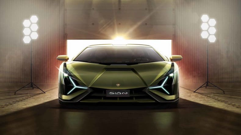 Lamborghini’s выпустил свой первый гибридный суперкар Sián Lamborghini’s выпустил свой первый гибридный суперкар Sián