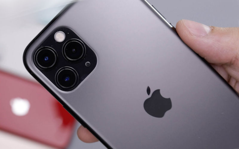 Какую модель Apple iPhone купить?